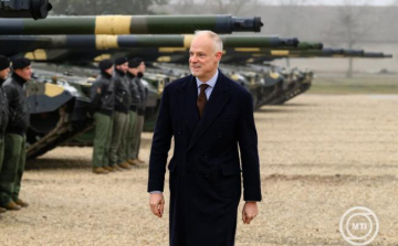 Szalay-Bobrovniczky Kristóf köszönetet mondott a magyar katonáknak